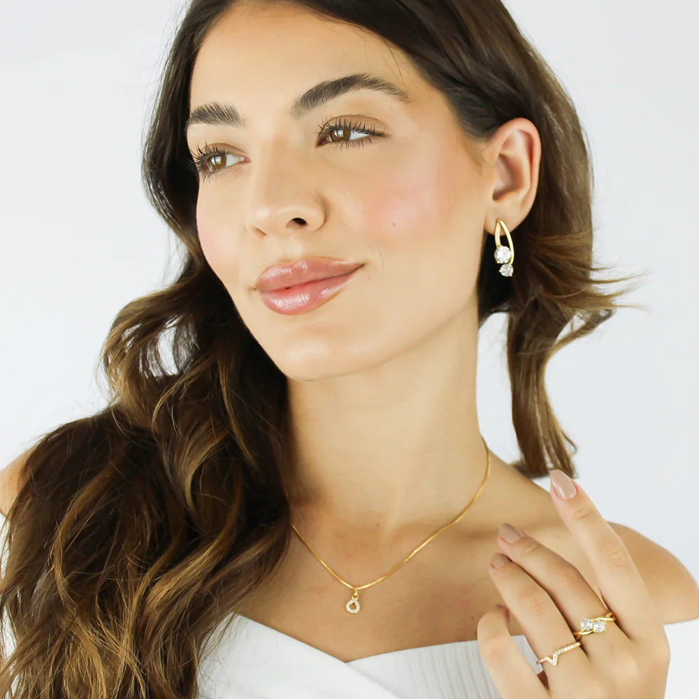 Colar Gota Cravejado Banhado a Ouro 18K