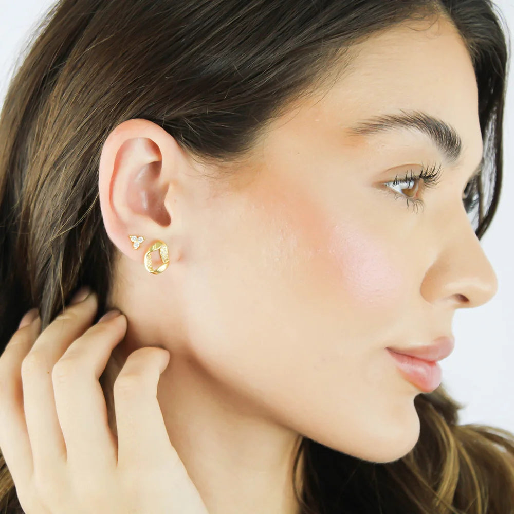 Brinco Cravejado Banhado a Ouro 18K