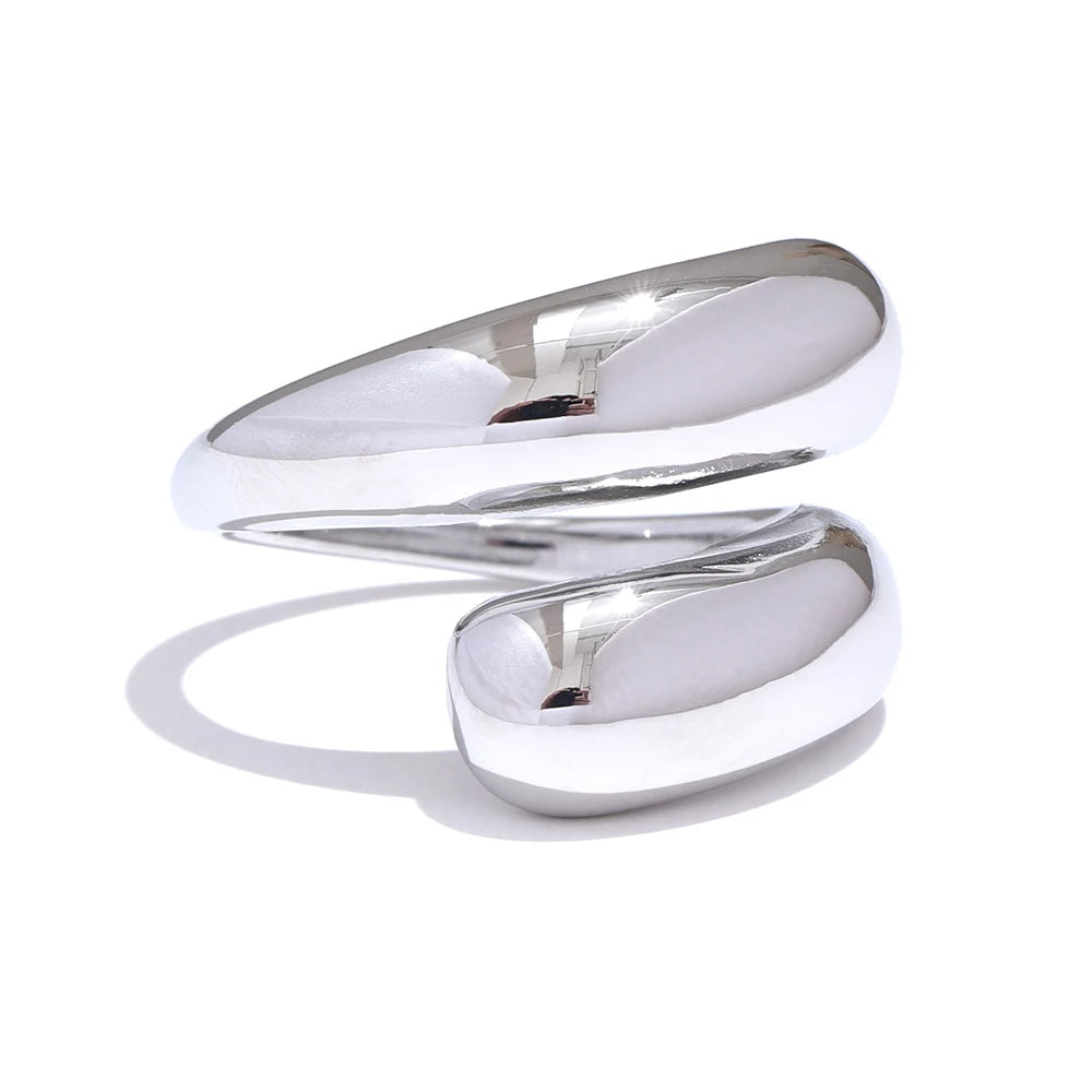 Anel Ajustável Bold com Design Fluido em Aço Inoxidável Premium 316L - Banhado a Ouro 18k