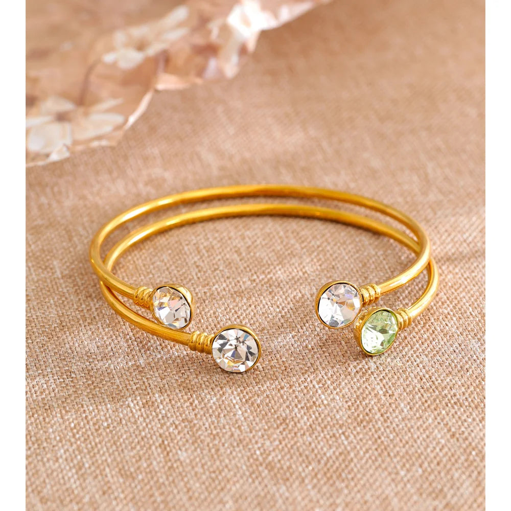 Bracelete Aberto com Pedras de Zircônia Banhado a Ouro 18k - Aço Premium à Prova d'Água