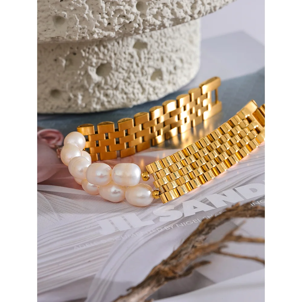 Pulseira Elos com Pérolas Naturais – Banho Ouro 18K Luxo