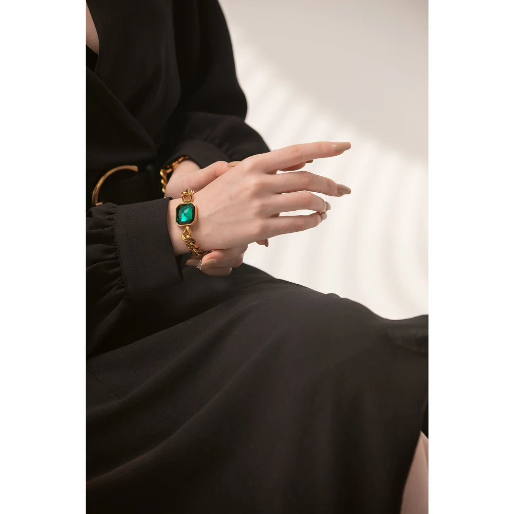 Pulseira Elo Grumet Esmeralda Banhada a Ouro 18k - Aço Premium que Não Escurece