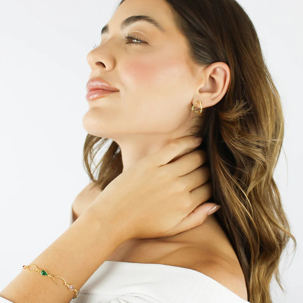 Brinco Coração com Zircônias Coloridas Banhado a Ouro 18K