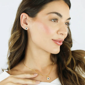 Conjunto Flores de Zircônias Banhado a Ouro 18K