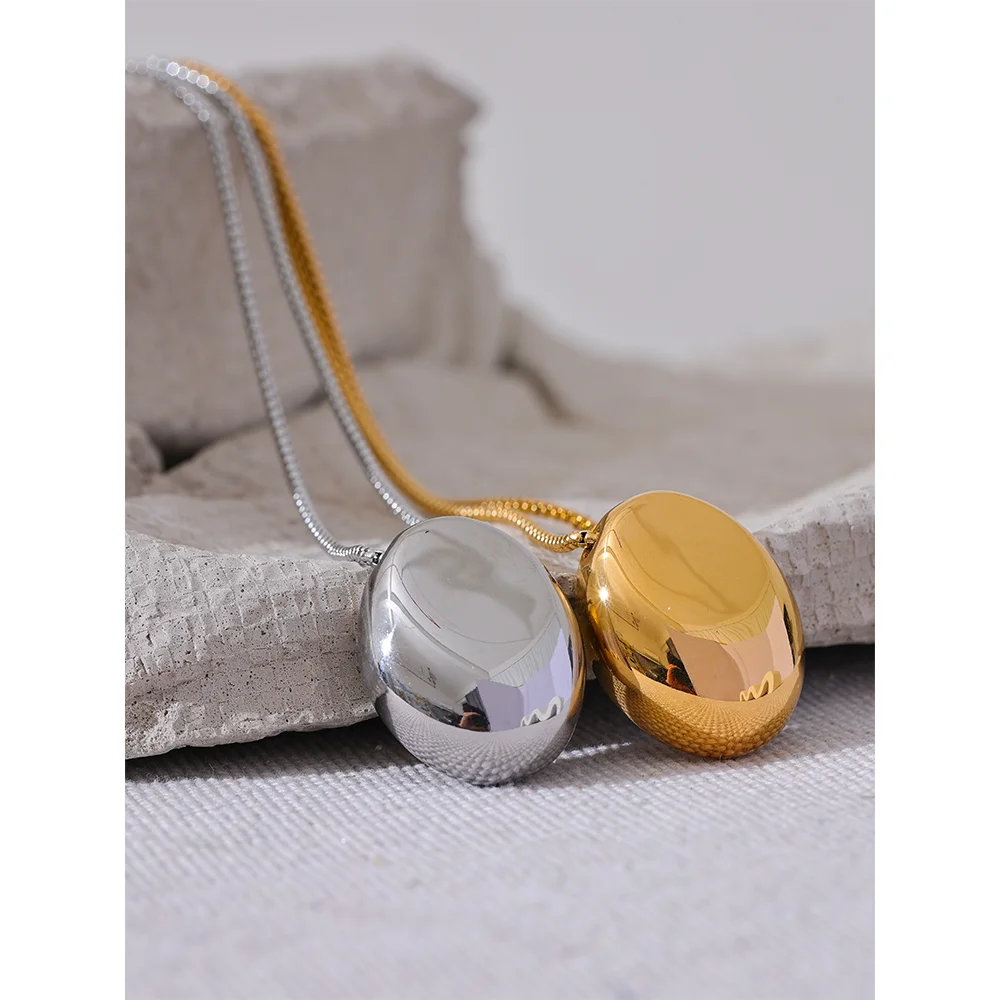 Colar Longo Veneziana com Pingente Oval Liso em Aço Inoxidável Premium 316L - Banhado a Ouro 18k