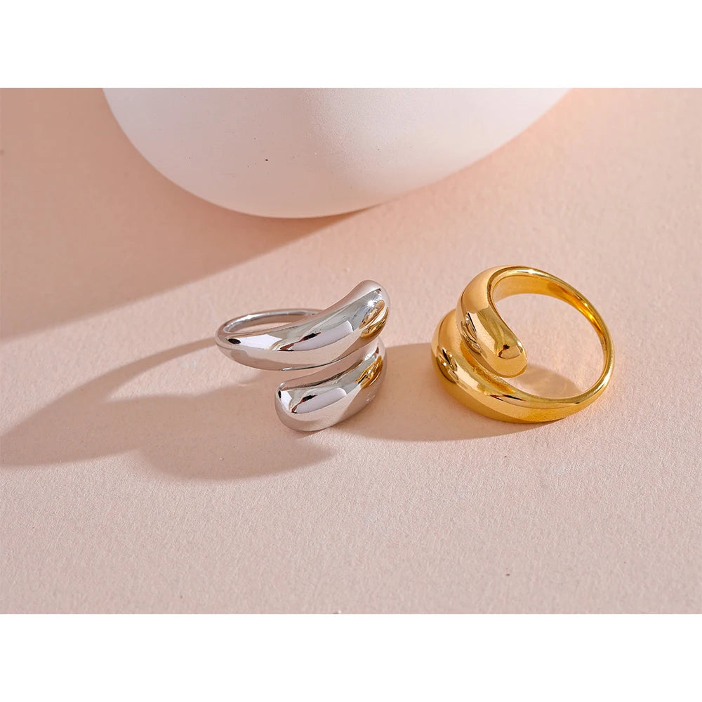 Anel Ajustável Bold com Design Fluido em Aço Inoxidável Premium 316L - Banhado a Ouro 18k