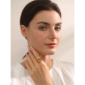 Anel Ajustável Bold com Design Fluido em Aço Inoxidável Premium 316L - Banhado a Ouro 18k