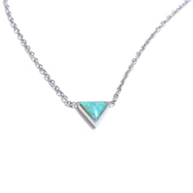 Colar Triângulo com Pedra Opala Australiana em Aço Inoxidável Banho Ouro 18K