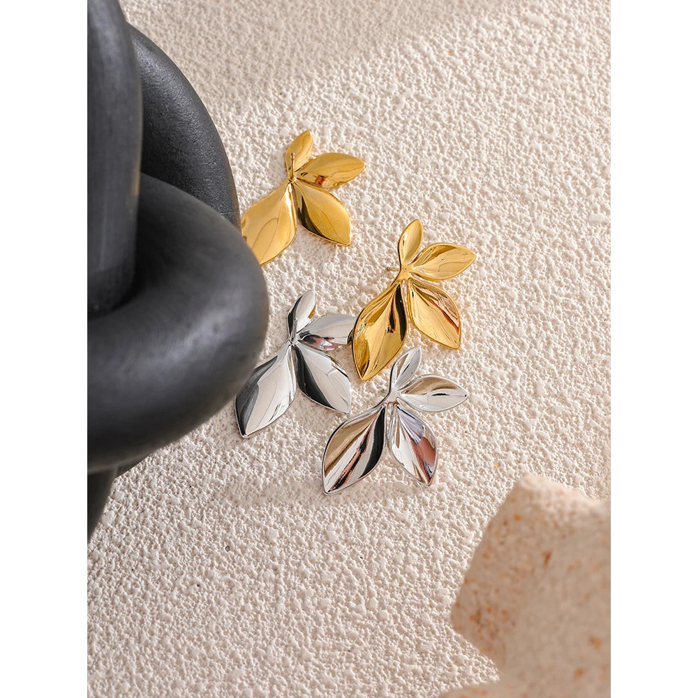 Brinco de Argola Entrelaçada Banhado a Ouro 18k - Joia em Aço Premium